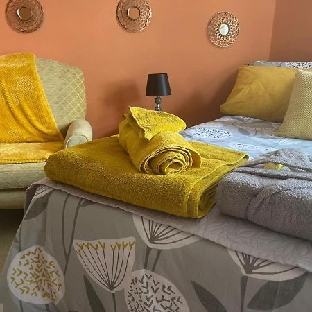 Peaceful Retreat Hideaway Surrey Apartman Esher Kültér fotó