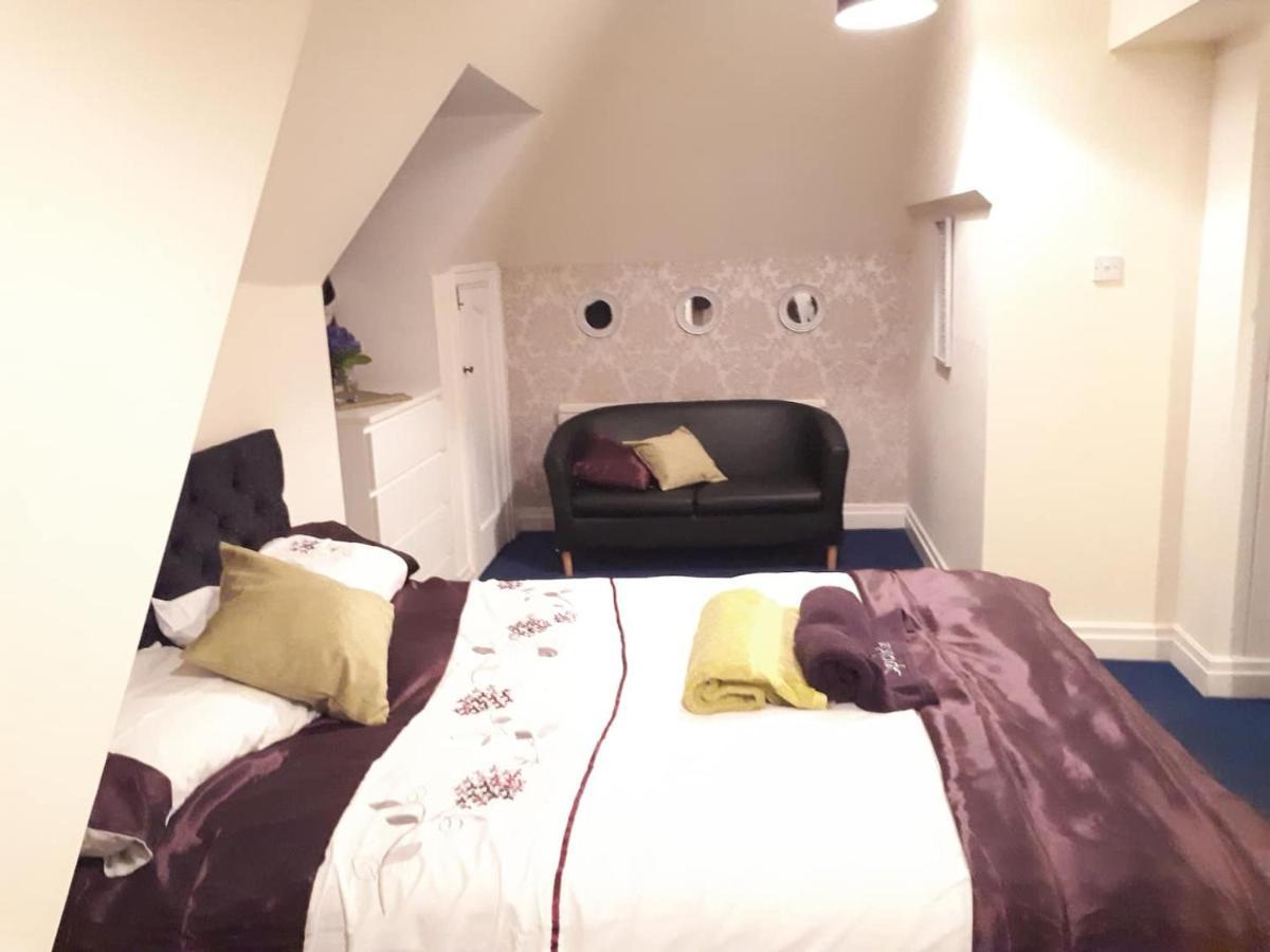 Peaceful Retreat Hideaway Surrey Apartman Esher Kültér fotó