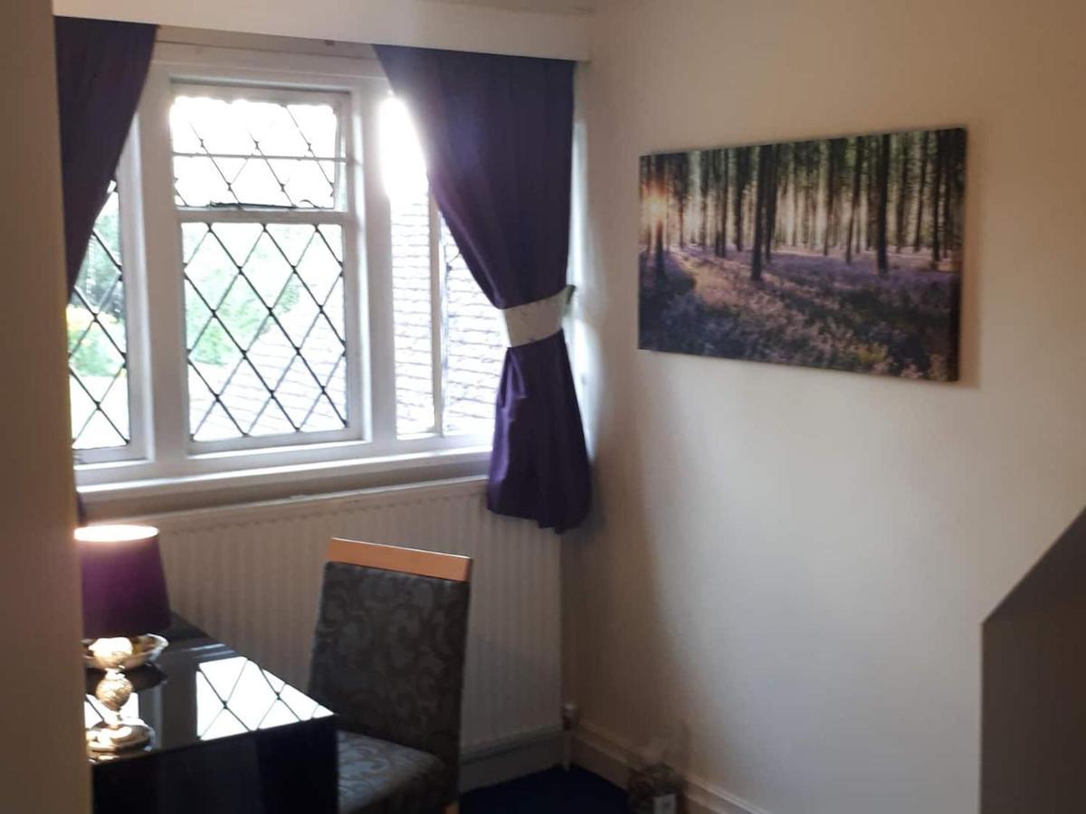 Peaceful Retreat Hideaway Surrey Apartman Esher Kültér fotó