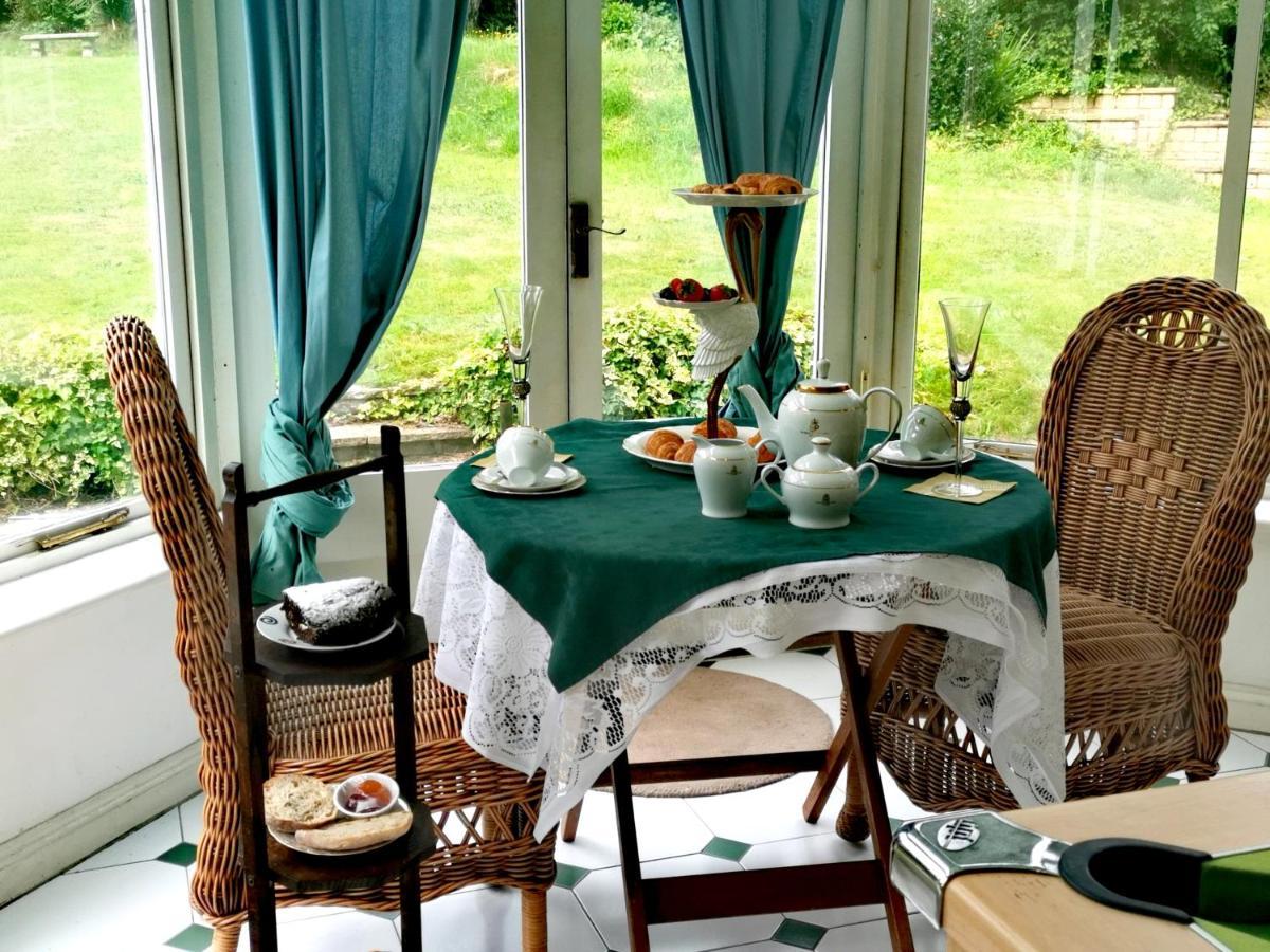 Peaceful Retreat Hideaway Surrey Apartman Esher Kültér fotó