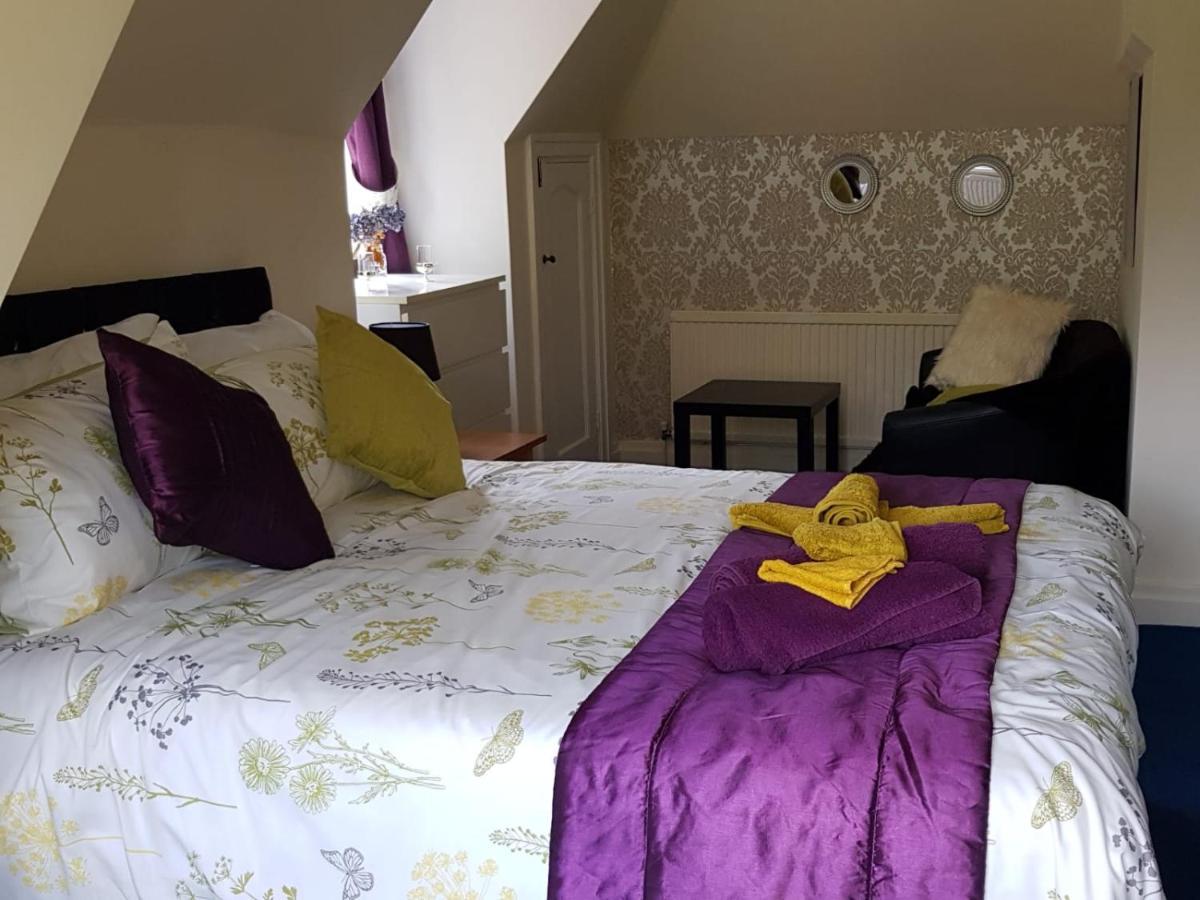 Peaceful Retreat Hideaway Surrey Apartman Esher Kültér fotó