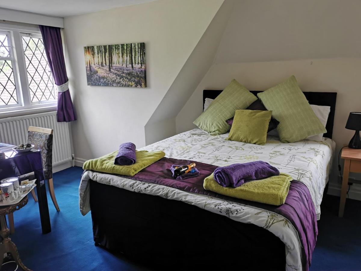 Peaceful Retreat Hideaway Surrey Apartman Esher Kültér fotó