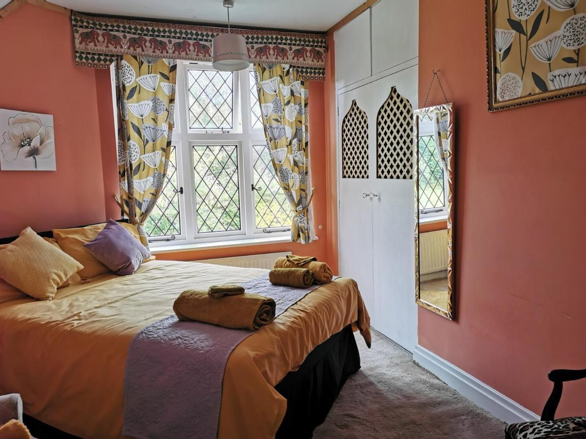 Peaceful Retreat Hideaway Surrey Apartman Esher Kültér fotó